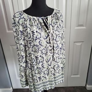 2/$15 EUC Lucky Brand peasant top